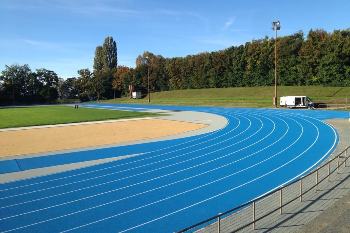 LAUSANNE | VD – STADE PIERRE-DE-COUBERTIN AU CENTRE SPORTIF DE VIDY – photo 3
